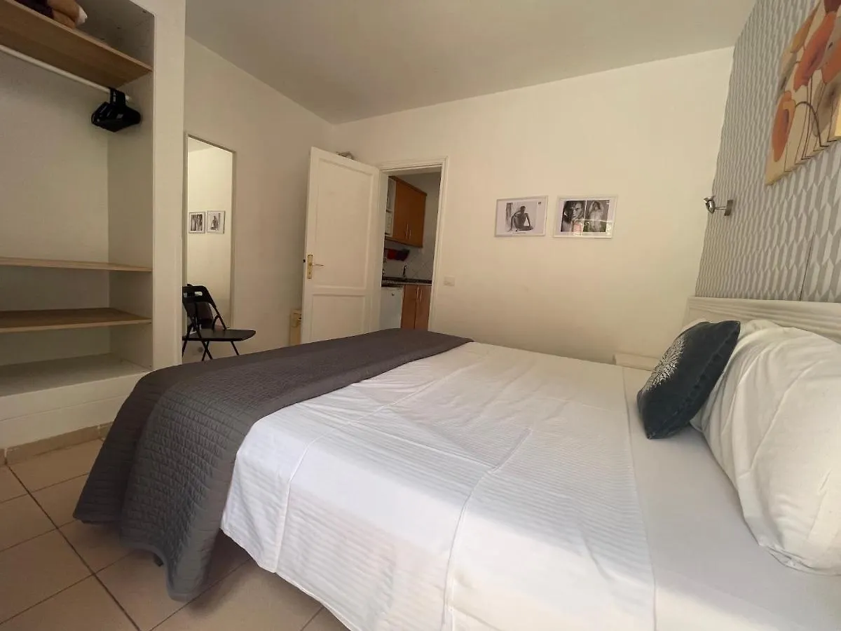 Rainbow Golf Bungalows, Gay Men-Only Resort Maspalomas