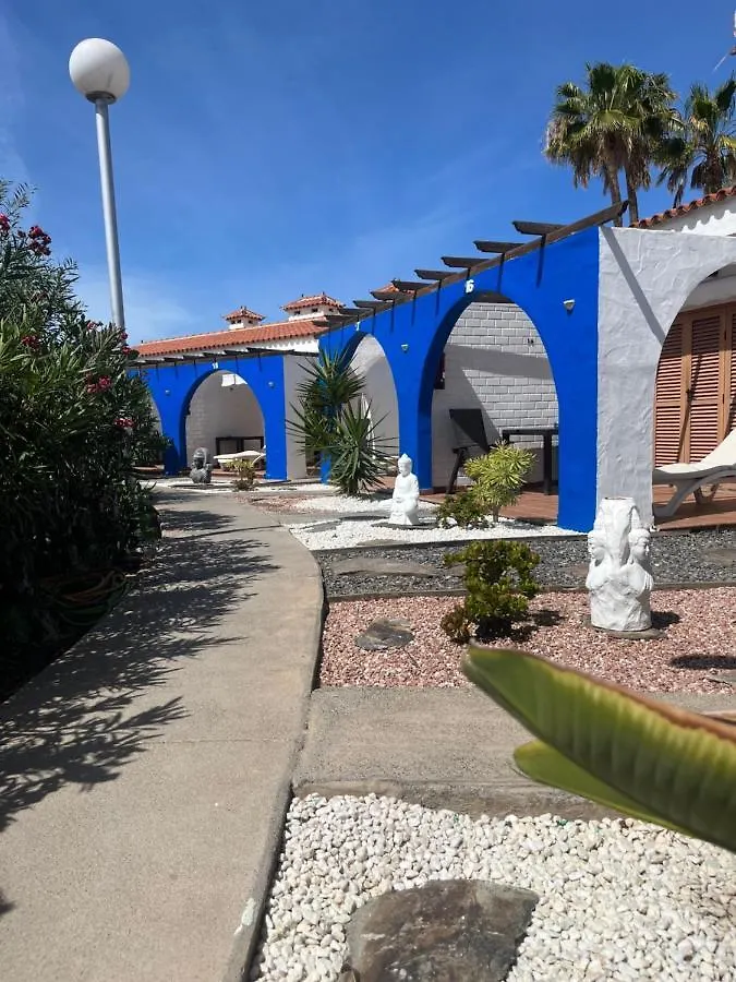 Rainbow Golf Bungalows, Gay Men-Only Resort マスパロマス