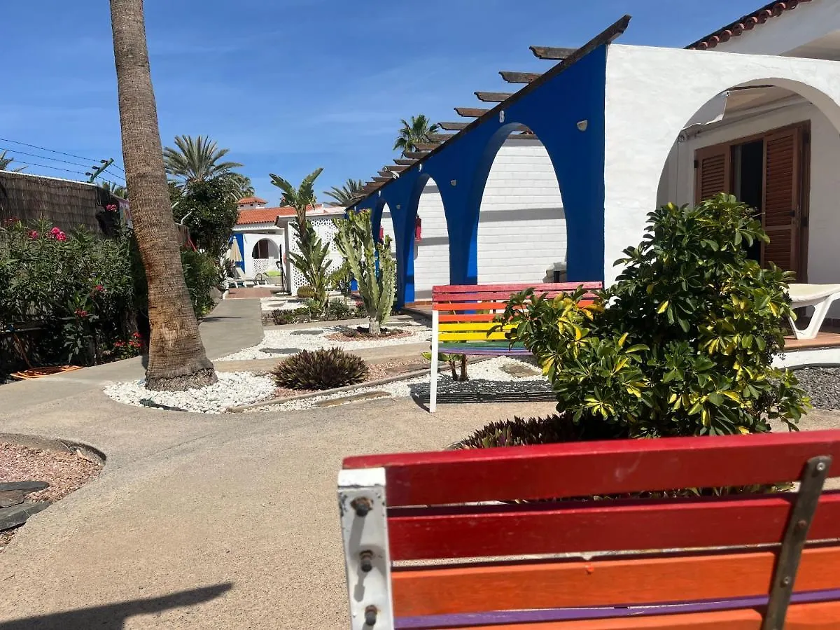 Rainbow Golf Bungalows, Gay Men-Only Resort マスパロマス スペイン